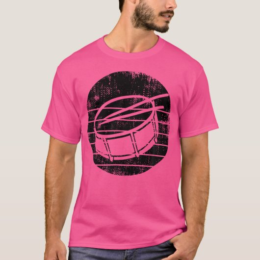 スネアドラム打楽器奏者マーチングスネア Tシャツ (正面)