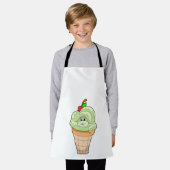 スネークアイスクリームコーン&さくらんぼ エプロン (着用した状態)