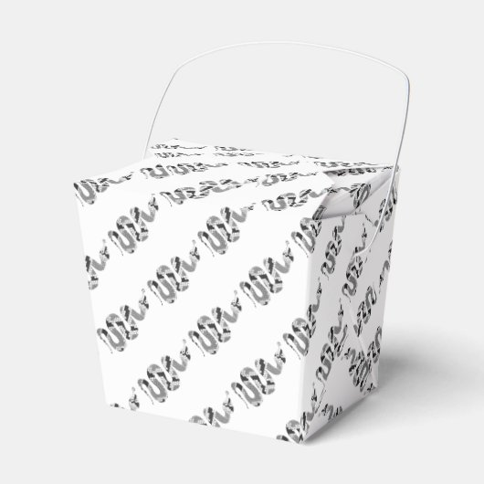 スネークグレーとライトグレーシルエット フェイバーボックス (正面サイド)