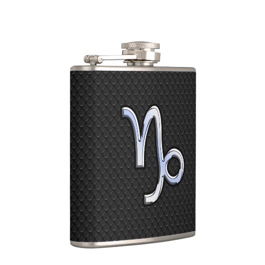 スネークスキン上のクロームのような山羊座〔占星術の〕十二宮図シンボル フラスク (右)