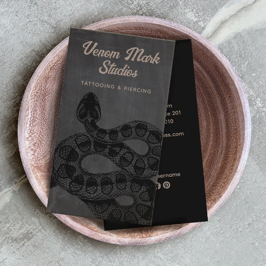 スネークタトゥーアーティストピアシングスタジオ 名刺