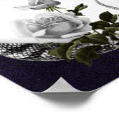 スネークハートゴシック様式のバレンタインの白いバラ ポスター (角)