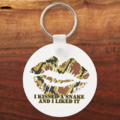 スネークブラウンと金ゴールドプリントにキス キーホルダー (正面)