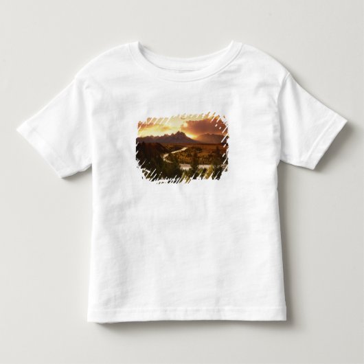 スネーク川から望む夕暮れのテトン山脈 トドラーTシャツ (正面)