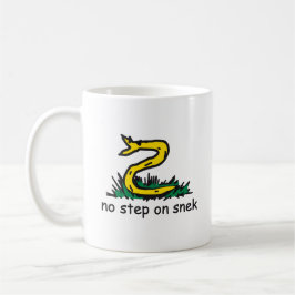 スネーク・ライドのジョーク ガズデン・フラグのパロディ SnekRight コーヒーマグカップ