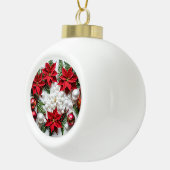 スノフレエレガントークオーナメントとフェスティバルポインセチア セラミックボールオーナメント (右)