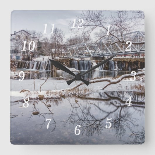 スノーアットフィンリーダムウォールクロック スクエア壁時計 (正面)