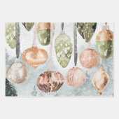 スノーイぶら下がったヴィンテージピンク&グリーンガラスオーナメント ラッピングペーパーシート (正面)