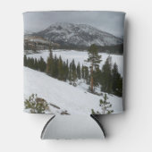 スノーイエラリーレイクカリフォルニア冬の風景 缶クーラー (正面)