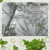 スノーイパインブランチ冬自然撮影 キッチンタオル (折り畳み)