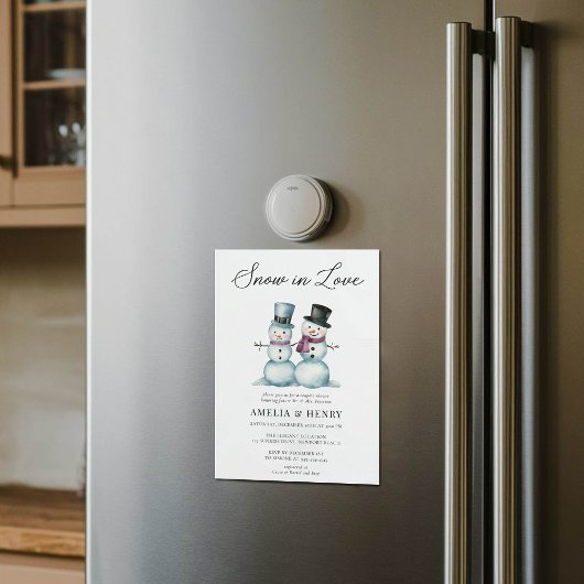 スノーインラブおもしろいウィンターカップルブライダルシャワー マグネット招待状