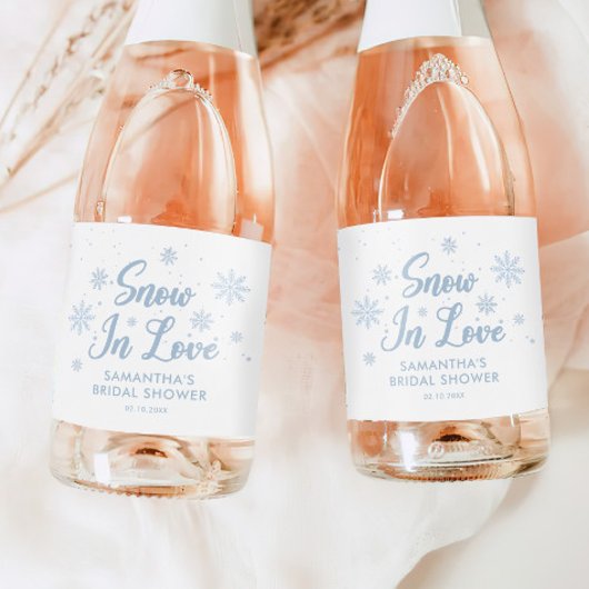 スノーインラブウィンターブライダルシャワーシャンパン スパークリングワインラベル