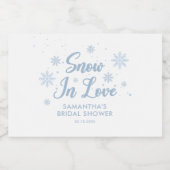 スノーインラブウィンターブライダルシャワーシャンパン スパークリングワインラベル (シングルラベル)
