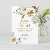 スノーインラブクリーミーな白いフローラカップルのシャワー 招待状 (スタンド正面)