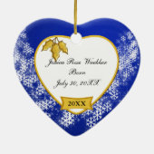 スノーウィーブルーベビーズ初めてのクリスマス写真誕生情報 セラミックオーナメント (裏面)