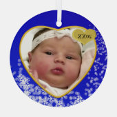 スノーウィー深いブルーベビーズ初めてのクリスマス写真ハート ガラスオーナメント (裏面)