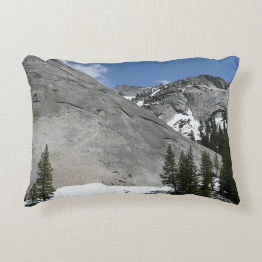 スノーウィー花崗岩ドームIヨセミテ国立公園 アクセントクッション (正面)