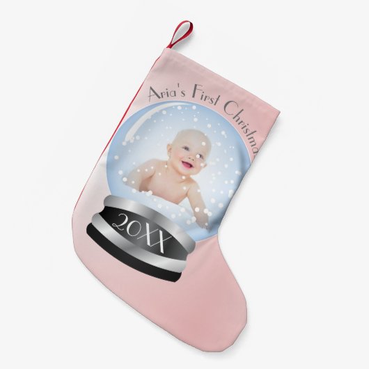スノーグローブピンクガールベビー第1回クリスマスフォト スモールクリスマスストッキング (正面 (吊り時))