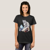 スノーヒョウ冬山大きな猫野生動物 Tシャツ (正面フル)