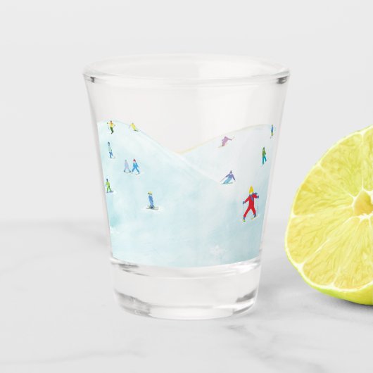 スノーヒルの小さなスキーヤー ショットグラス (正面)
