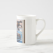 スノーフクロウ、飛行機、ヴィンテージカー ボーンチャイナマグカップ (右)