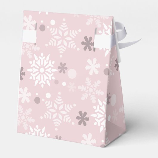 スノーフレークをテーマにした6thバースデーパーティー淡い色のピンク フェイバーボックス (裏面サイド)