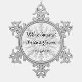 スノーフレークウィンター婚約 スノーフレークピューターオーナメント (正面)