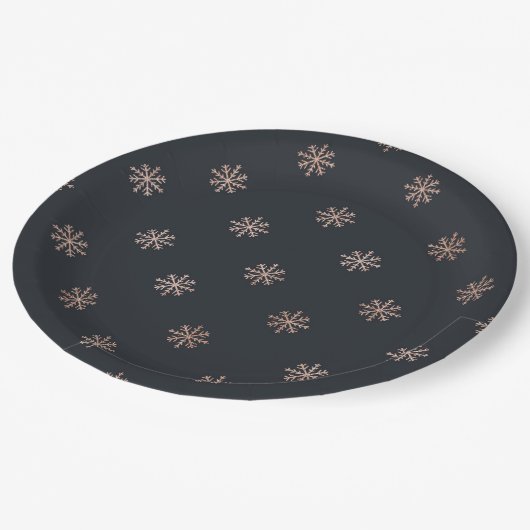 スノーフレークエレガントブラックと金ゴールドクリスマス ペーパープレート (アングル)