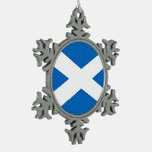 スノーフレークオーナメントとスコットランド国旗 スノーフレークピューターオーナメント (左)