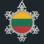 スノーフレークオーナメントとリトアニア国旗 スノーフレークピューターオーナメント<br><div class="desc">リトア祝ニアの旗を特集したこの雪の結晶オーナメントを使った国民プライドと共に行われる休日のシーズン！フェスティバルの優雅さと文化的な重要性を融合するように設計されたこのオーナメントは、美しく細工されたスノーフレークのデザインのハートに設定されたリトアニアの黄色鮮やか、緑、赤の3色を示す。クリスマス飾の木々やマネつるテルの上に飾ったり、愛する人々に贈ったりするのに最適な、それは休日の表示にリトアニアの精神のtouchをもたらす。あなたはあなたの伝統を称え、意味のある装飾を探すユニークか、または思いやりのある贈り物を探すかどうか与え、このリトアニア国旗のスノーフレークオーナメントは楽しい選択である。その目を引くデザインは休日の装飾に愛国的なツイストを加え伝統的、スタイルと象徴性の両方で際立つ。年々続き祝このフェスティバル作品は単なる飾り以上の作品で、リトアニアの文化を表すホリ誇りを持ったティの暖かさの象徴包まれたである。リトアニア国旗のスノーフレークオーナメント，愛国的な休日の装飾，クリスマスツリーのアクセント，リトアニア国色，フェスティバルオーナメントデザイン，黄緑の赤い旗のエンブレム，装飾的な愛国的なスノーフレーク，冬の休日ギフトアイディア，季節の文化プライド，国家伝統オーナメントとクリスマスの贈り物エレガント，美しいフェスティバル，意味をの付しゃれている，季節のの装飾のの装飾，旗のオーナメント，旗ののののの装飾，リトアニアのルーツクリスマスアクセント、バルトプライドオーナメント伝統的、休日スタイルの国旗</div>