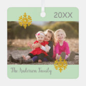 スノーフレーククリスマスファミリーフォトメタルオーナメント メタルオーナメント (正面)