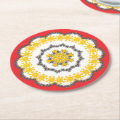 スノーフレークサークルホリデーレイシー金ゴールドオンレッド ラウンドペーパーコースター (アングル)