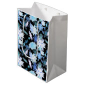 スノーフレークシェイプのラップ紙 ミディアムペーパーバッグ (正面アングル)