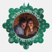 スノーフレークスファミリーフォトグリーン紙オーナメントカード オーナメントカード (裏面)