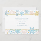 スノーフレークピンクブルー金ゴールドクリスマスホリデーズフォト シーズンカード (裏面)