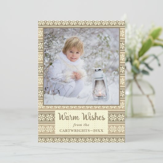 スノーフレークブラウン北欧セーター写真の暖かい願い シーズンカード (スタンド正面)