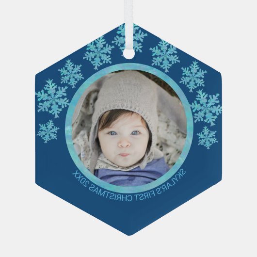 スノーフレークブルーオパールシックなラウンドフォトクリスマス ガラスオーナメント (裏面)