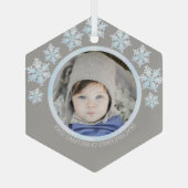 スノーフレークホワイトオパールシックなラウンドフォトクリスマス ガラスオーナメント (裏面)