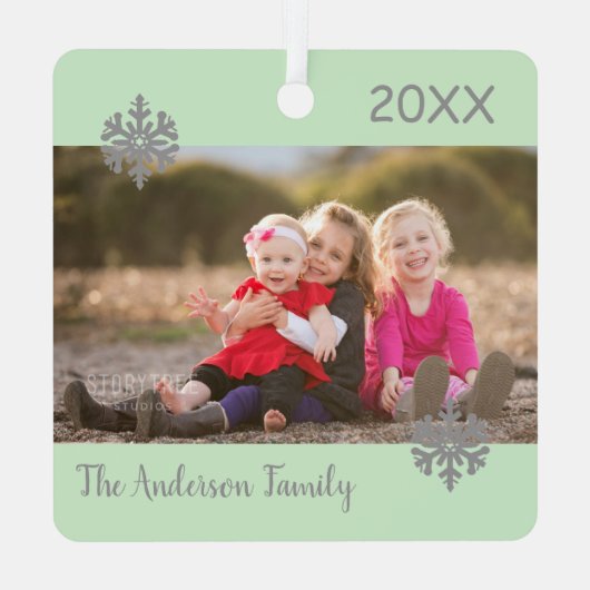 スノーフレーク・クリスマスファミリーの写真 メタルオーナメント (裏面)