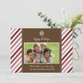 スノーフレーク リボン カスタム ファミリー ホリデー カード（赤） シーズンカード (スタンド正面)