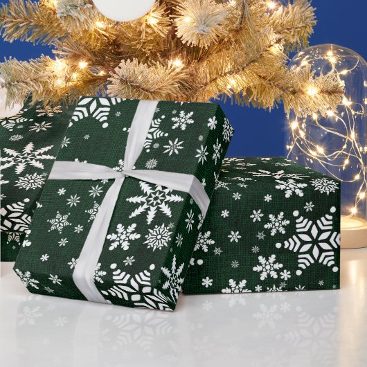 スノーフレーク – Dark Green Burlapテクスチャ ラッピングペーパー (クリスマス)
