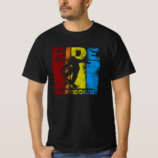 スノーボードに乗る Tシャツ