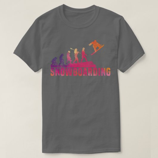 スノーボードスノーボード進化フリースタイルスノーボア Tシャツ (デザイン正面)