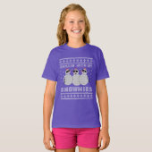 スノーミーとくつろぎ中 クリスマスアレなセーター ク Tシャツ (正面フル)