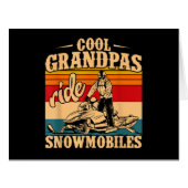 スノーモービルクールに乗るグランパス乗りスノーモービルSnowmobile Snowmob (正面横)