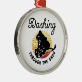 スノーモービル – 雪の中をダッシュイン メタルオーナメント (右)