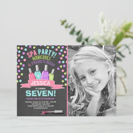 スパの誕生日の招待はサロンのピンクのチョークの手入れをします 招待状 (スタンド正面)