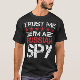 スパイクールロシアのトラストおもしろい探偵ロシアのスパイ Tシャツ