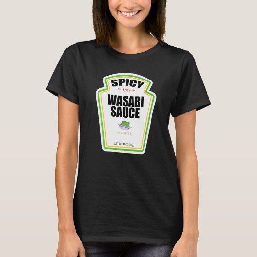 スパイシーわさびソースボトルラベルハロウィーンの衣装 Tシャツ (正面)
