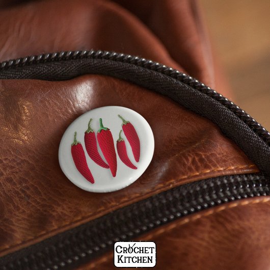 スパイシーレッドクロシェミニマルジャラピーノニットクラフツ 缶バッジ